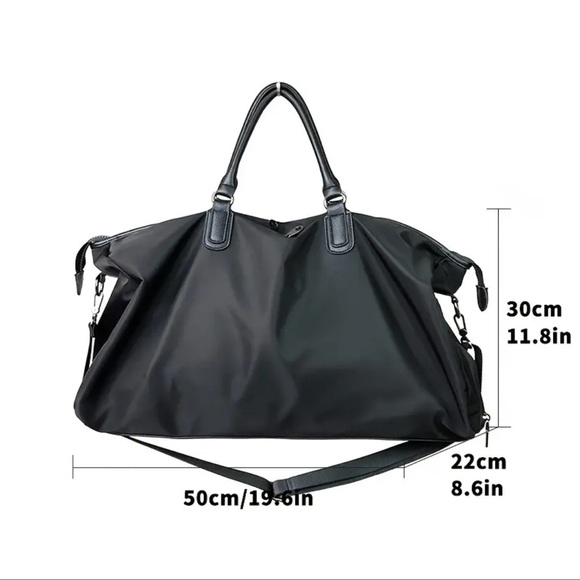 🖤New Weekender Travel Bag in Black 🖤 - Picture 3 of 5